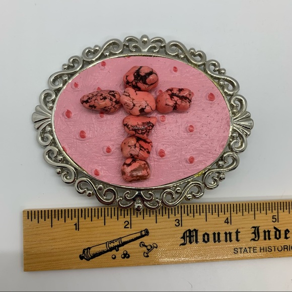 PINK CROSS FAUX OSTRICH WESTERN BELT BUCKLE - Picture 11 of 12